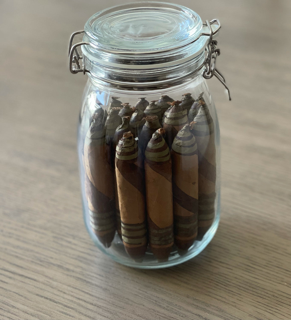 Famous Maker Farms Green Double Wrap Bundle with Glass Jar Humidor