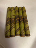 la linea Negra Candela Maduro toro
